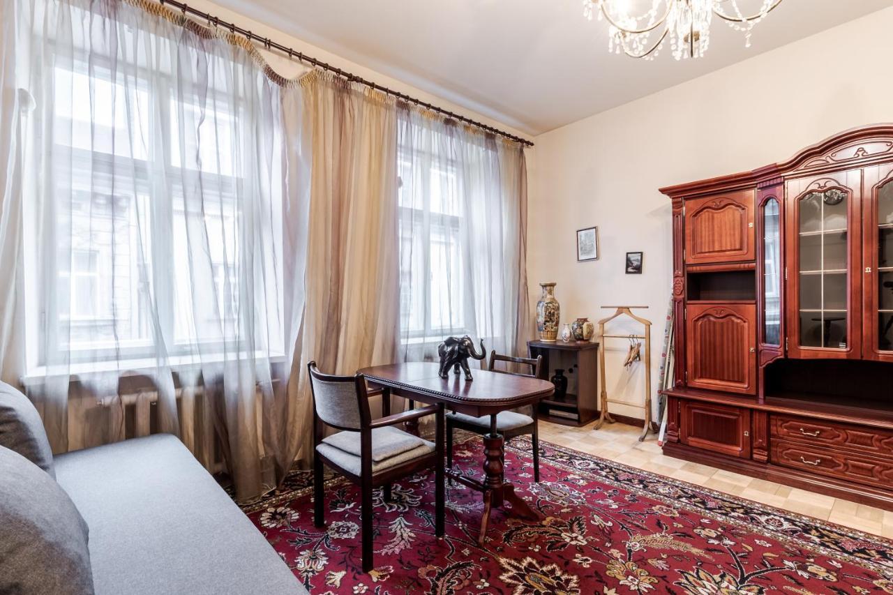 Doroshenka Antique Apartment Lviv Exterior foto
